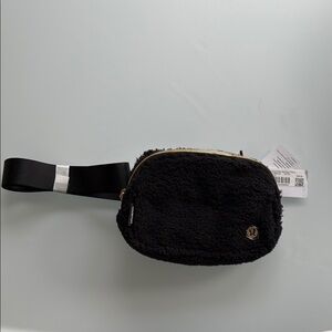 Lululemon Black Sherpa Belt Bag